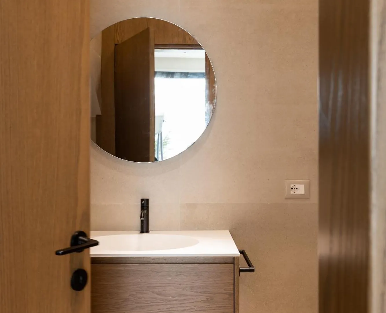 The Luxury Villa Shiroka