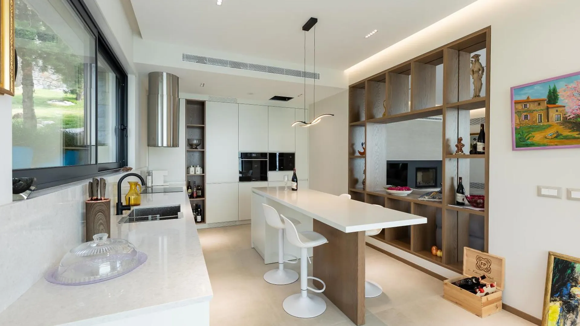 The Luxury Villa Shiroka